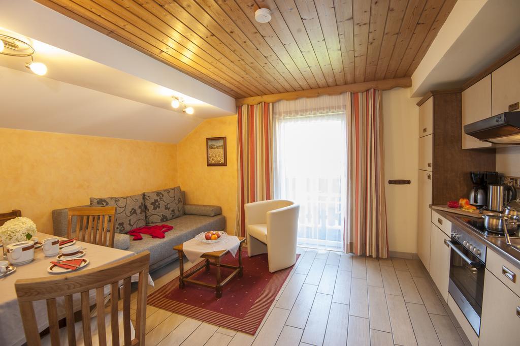 Ferienhaus Antonia ドルフガシュタイン 部屋 写真